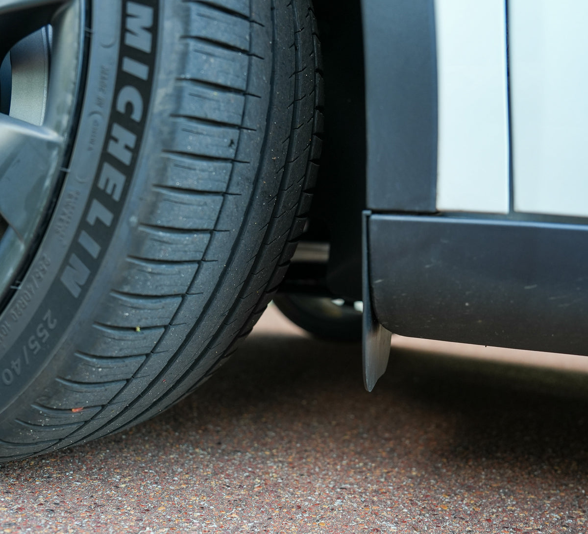 Tesla Model Y Mudflaps/Mudguards (Half Length)