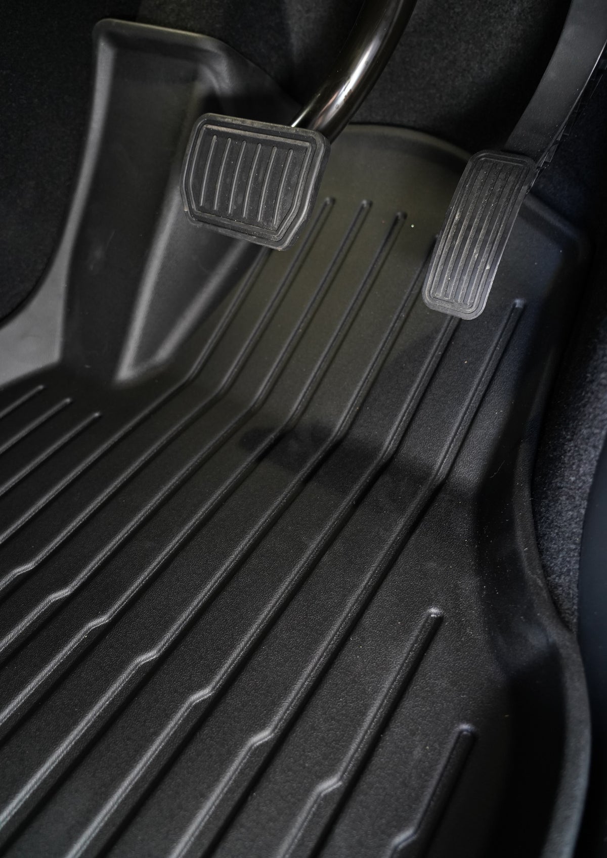 Tesla Model Y All Weather Floor Mats (Stripe)